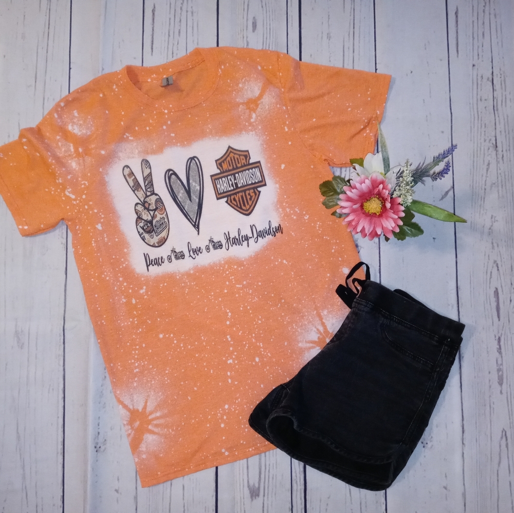 Peace love Harley Davidson shirt!!